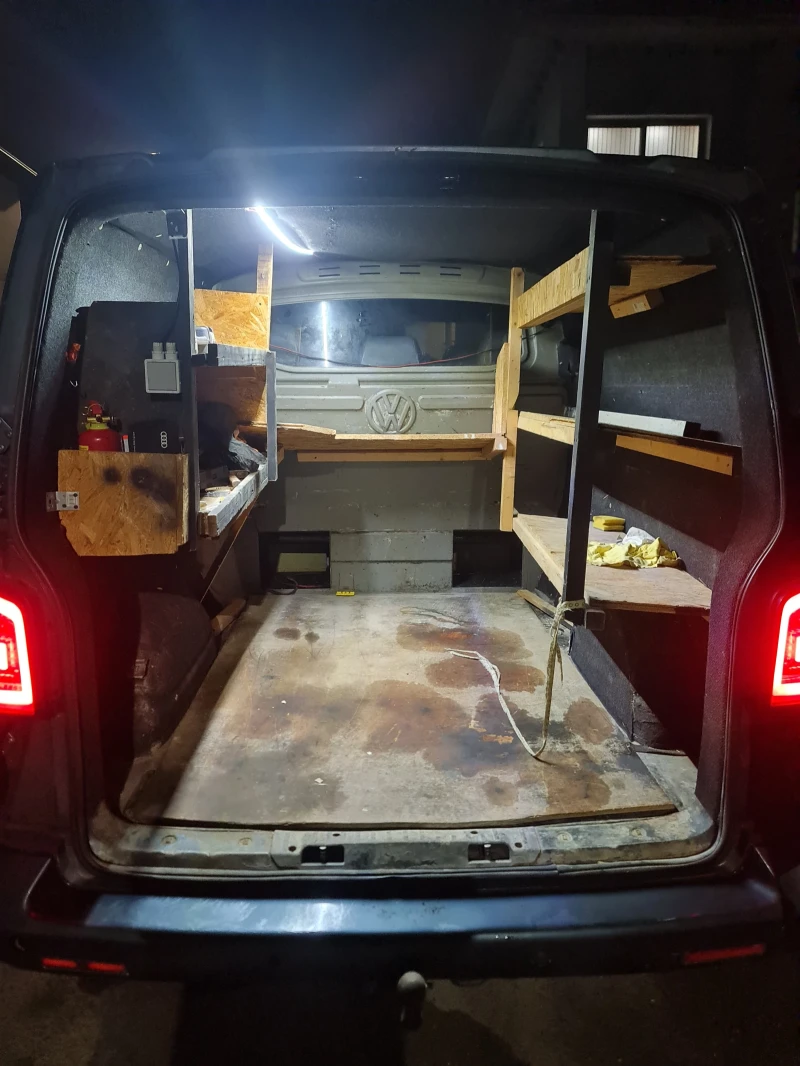 VW Transporter, снимка 14 - Бусове и автобуси - 52249188