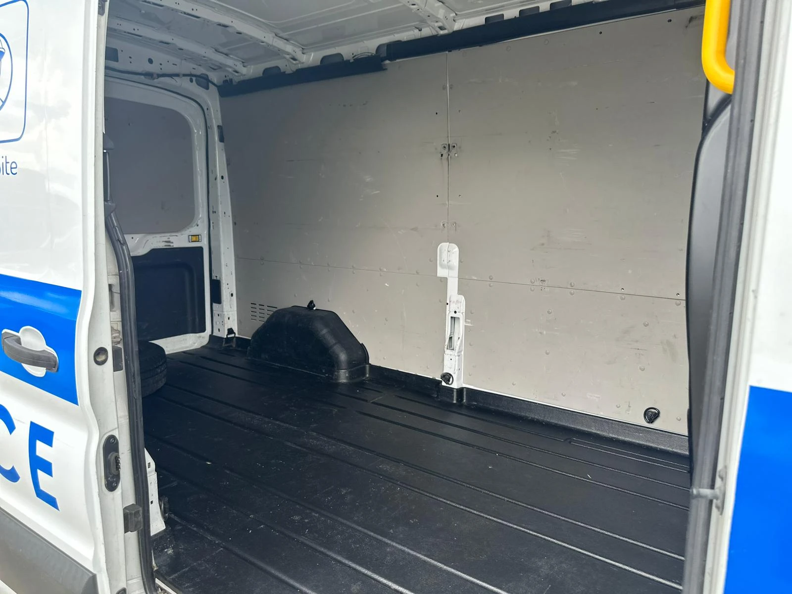 Ford Transit /2.0 TDCI / ECOBLUE / Д.3, 40м. В.1, 90м. Ш.1, 70м, снимка 10 - Бусове и автобуси - 54550212