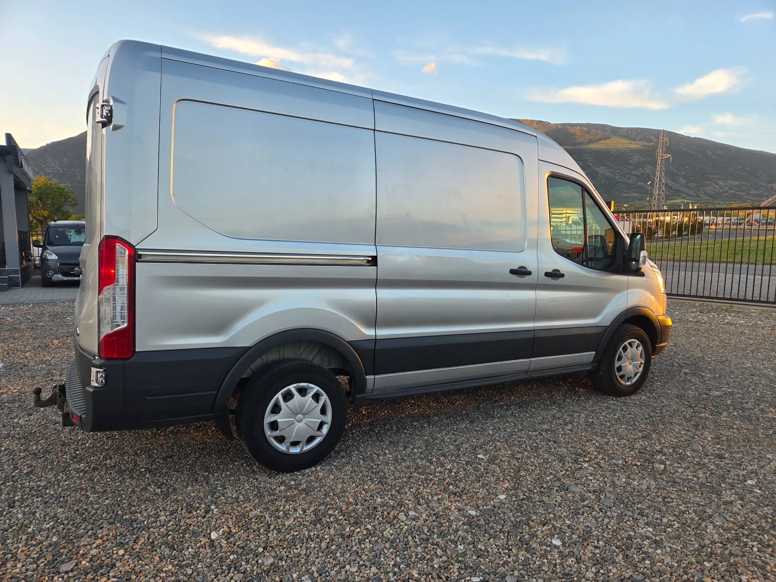 Ford Transit 2.2 tdci klimatik топ , снимка 6 - Бусове и автобуси - 54723188