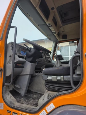 Renault Kerax Самосвал снегорин 6х4 370dci, снимка 9