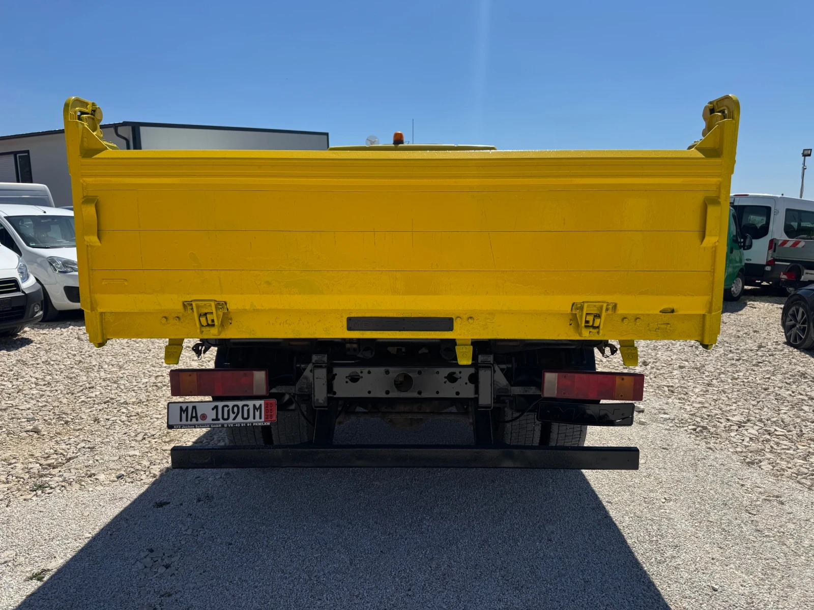 Man 12.224 12.224 11990�� ������ | Mobile.bg � ����������� 10