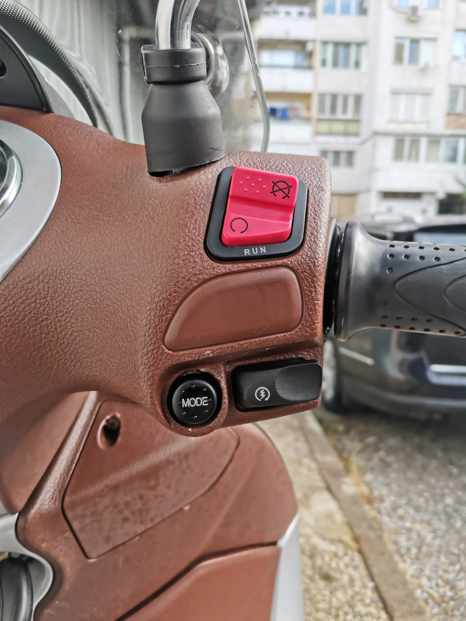 Piaggio Beverly 300 i | Mobile.bg   11