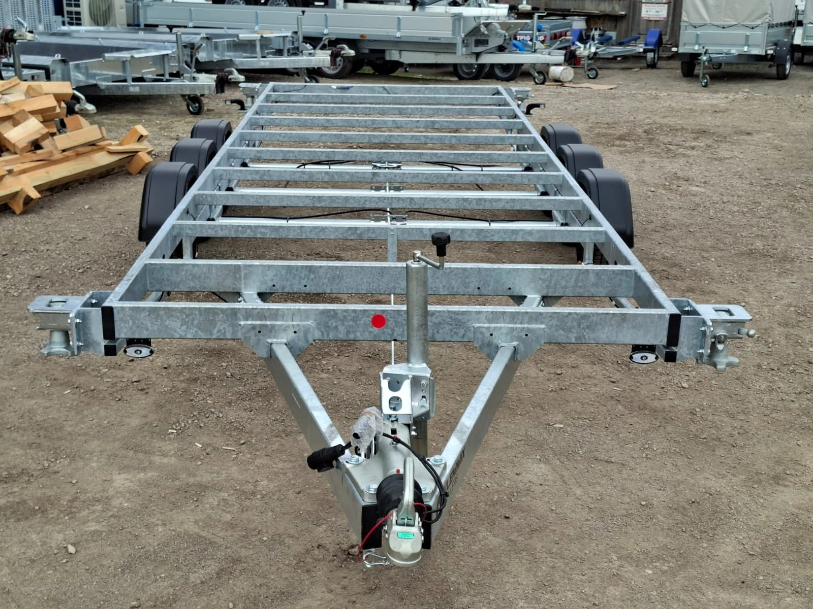 За автомобил Vlemmix CT 20FT 3500kg, снимка 2 - Ремаркета - 54123729