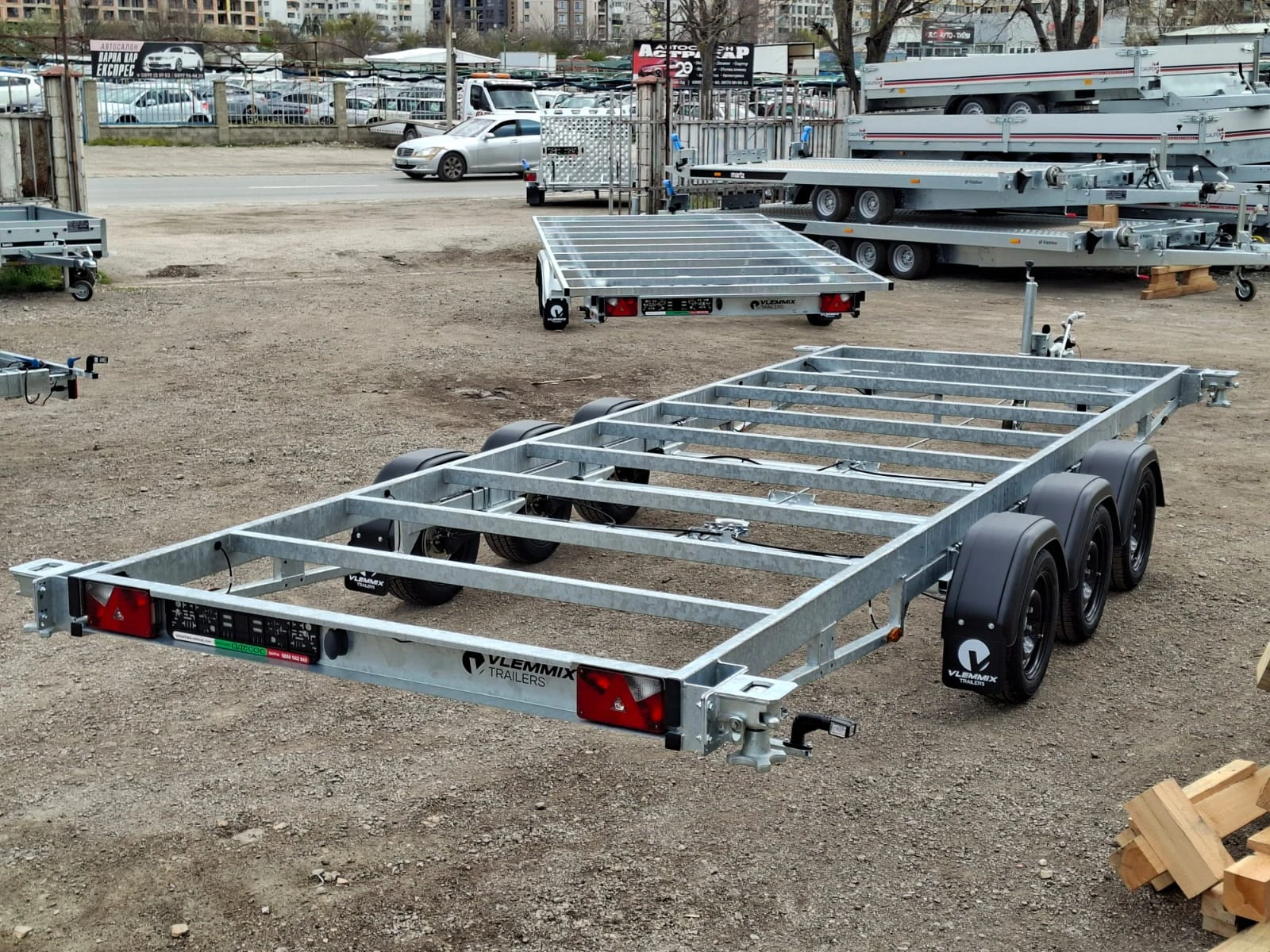 За автомобил Vlemmix CT 20FT 3500kg, снимка 5 - Ремаркета - 54123729