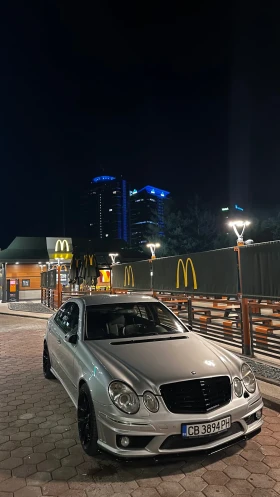 Mercedes-Benz E 500, снимка 1