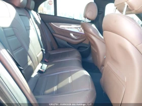 Mercedes-Benz E 43 AMG * BURMESTER* 4MATIC* Head Up* Carbon* Обдухване, снимка 10