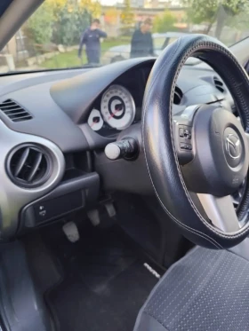 Mazda 2 1.4, снимка 11