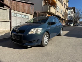 Toyota Auris 1.4i Хамелеон, снимка 1