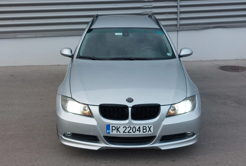 BMW 320, снимка 8 - Автомобили и джипове - 47358135