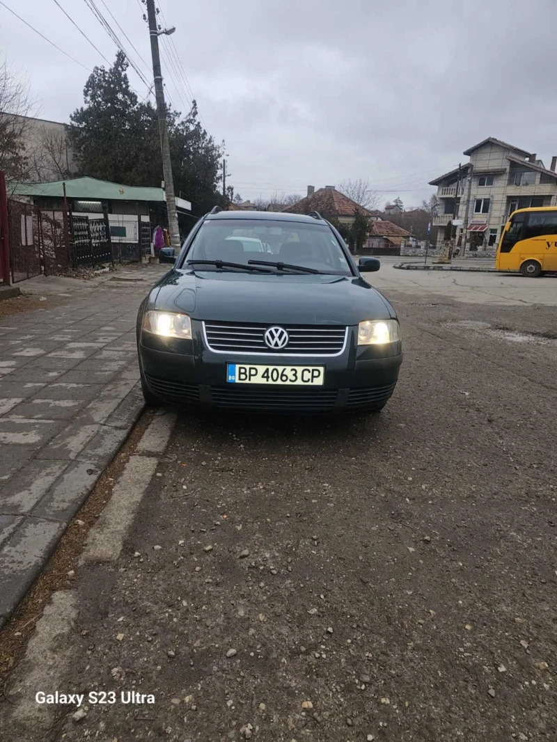 VW Passat Kombi-5, снимка 1 - Автомобили и джипове - 48224690