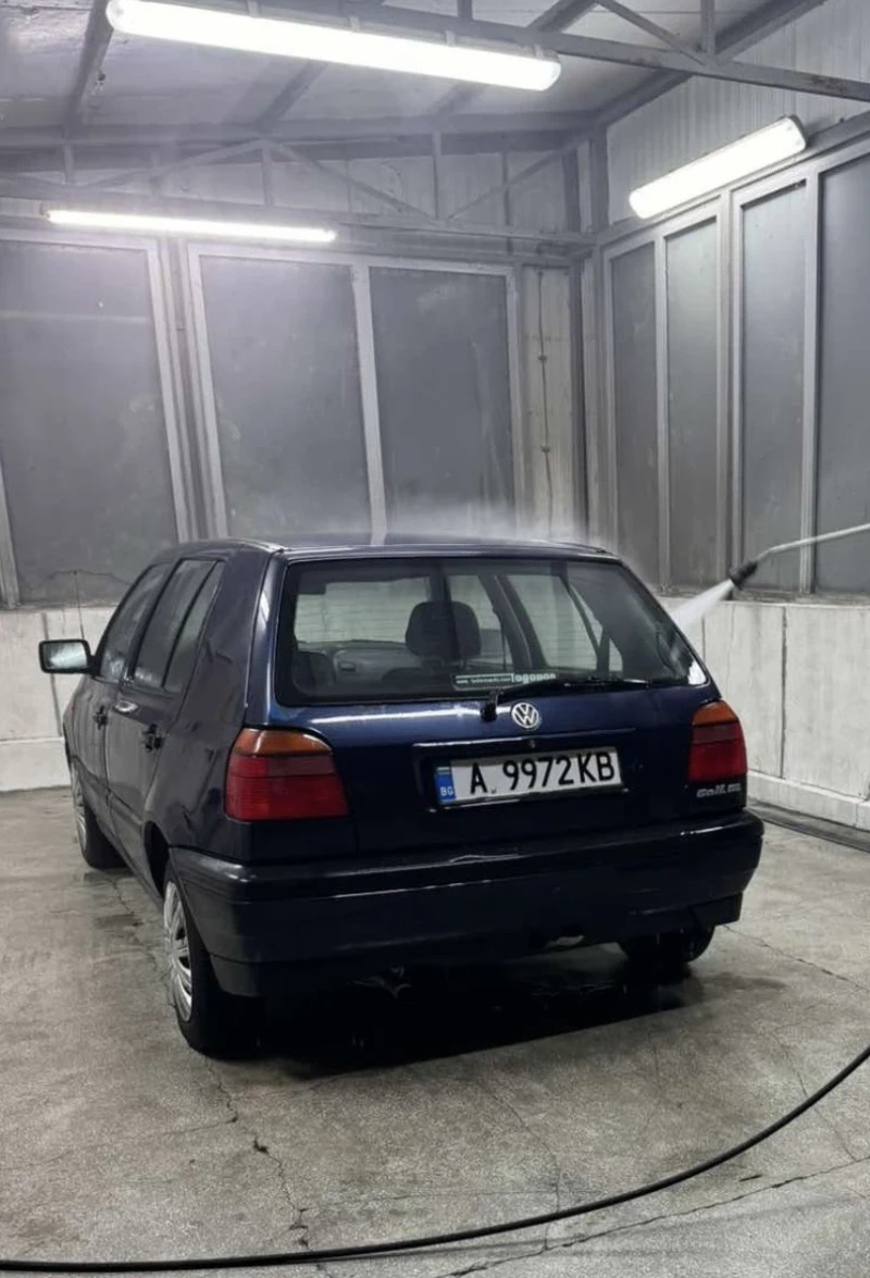 VW Golf, снимка 2 - Автомобили и джипове - 48241022