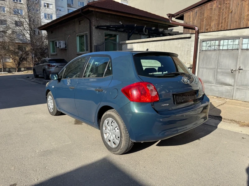 Toyota Auris 1.4i , снимка 3 - Автомобили и джипове - 49049056