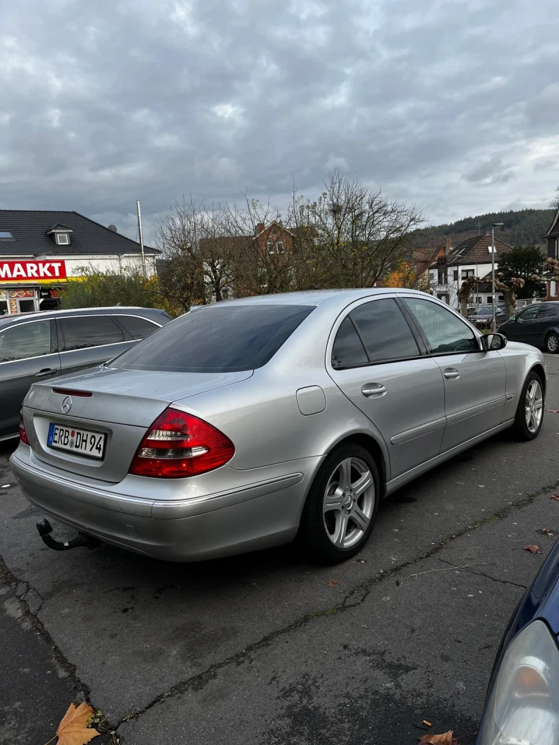 Mercedes-Benz E 220 CDI , снимка 7 - Автомобили и джипове - 48983279