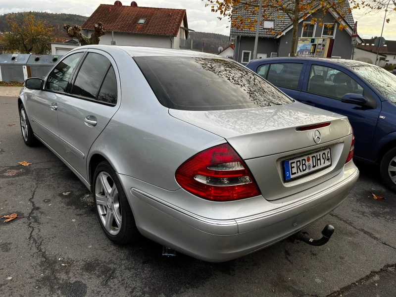 Mercedes-Benz E 220 CDI , снимка 4 - Автомобили и джипове - 48983279