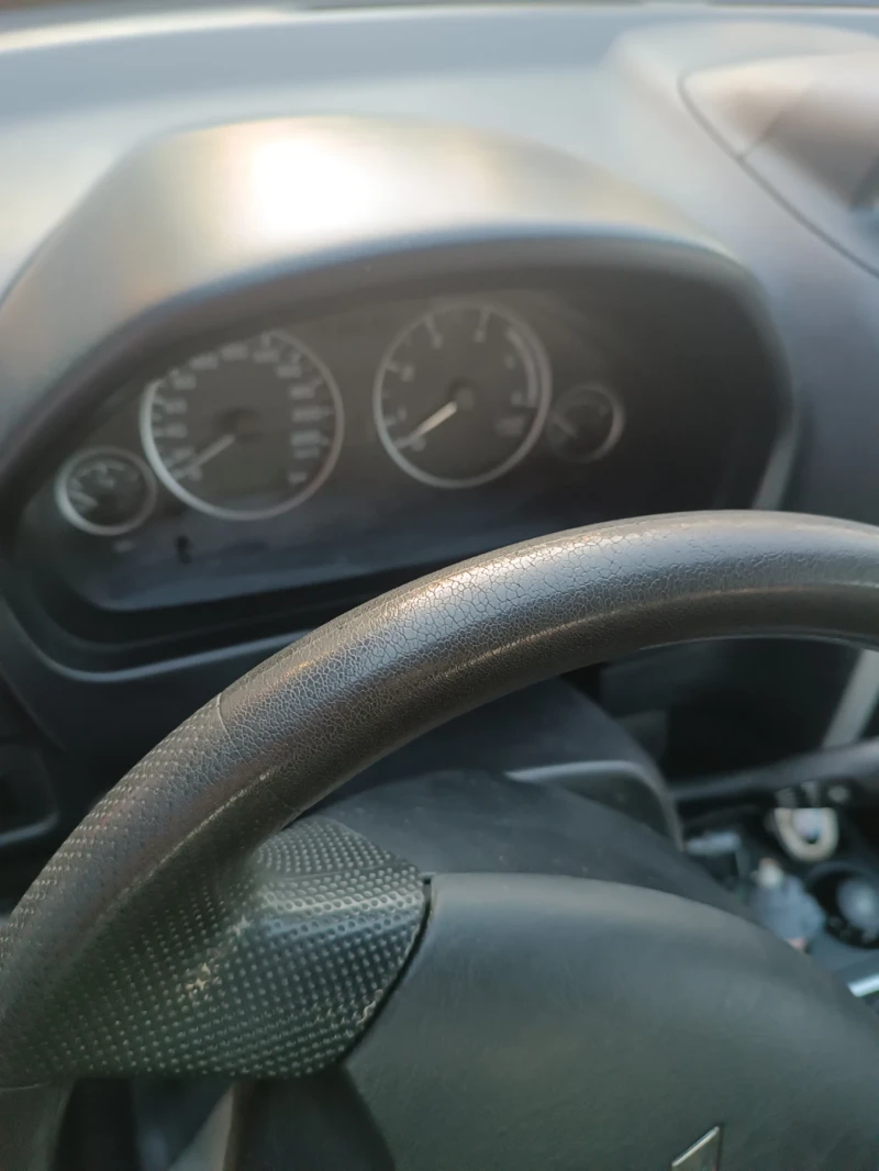 Mitsubishi Space star, снимка 9 - Автомобили и джипове - 52414829