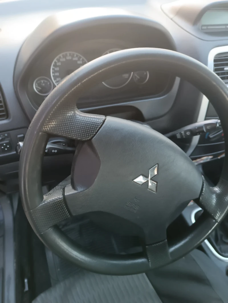 Mitsubishi Space star, снимка 8 - Автомобили и джипове - 52414829