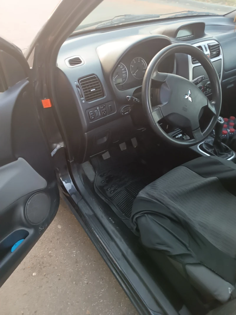 Mitsubishi Space star, снимка 11 - Автомобили и джипове - 52414829