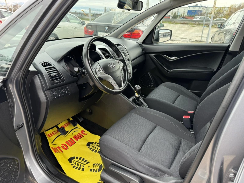 Hyundai Ix20 1.4I, снимка 12 - Автомобили и джипове - 52678118