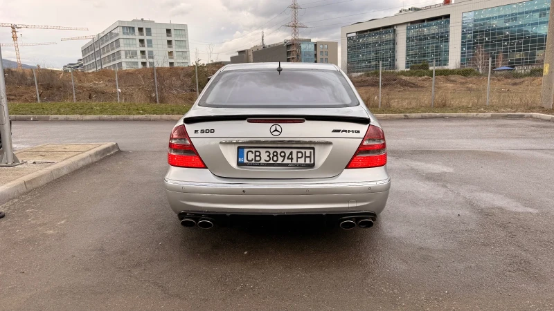 Mercedes-Benz E 500, снимка 4 - Автомобили и джипове - 52996154
