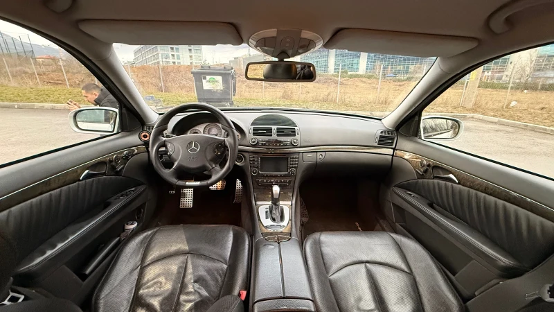 Mercedes-Benz E 500, снимка 6 - Автомобили и джипове - 52996154