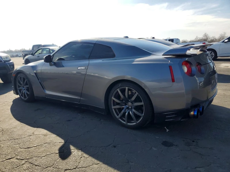 Nissan Gt-r PREMIUM, снимка 3 - Автомобили и джипове - 53468412