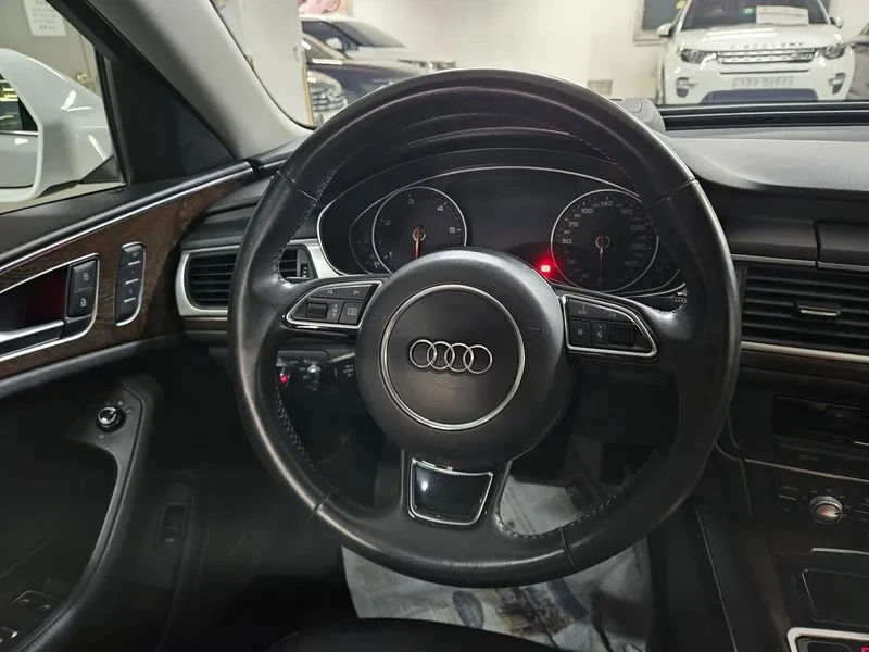 Audi A6 2.0 TDI, снимка 15 - Автомобили и джипове - 55057924