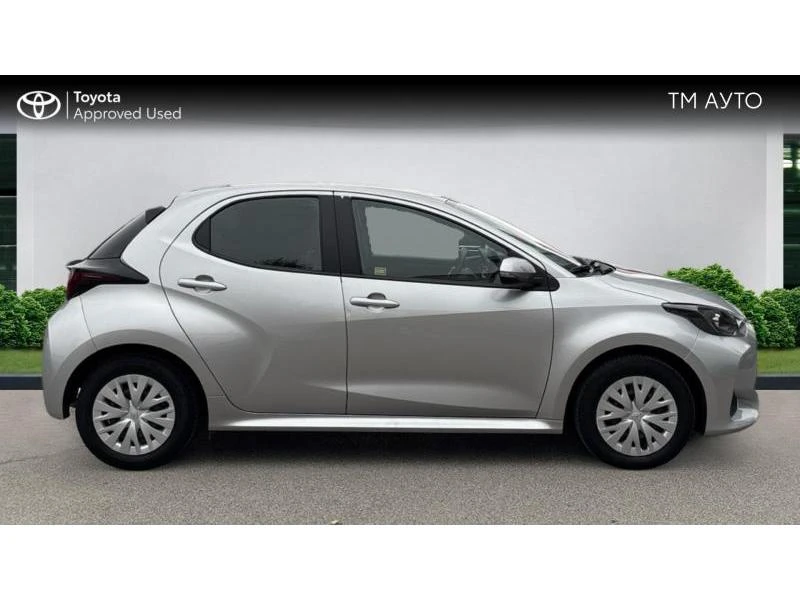 Toyota Yaris 1.5HSD ACTIVE, снимка 17 - Автомобили и джипове - 56497261
