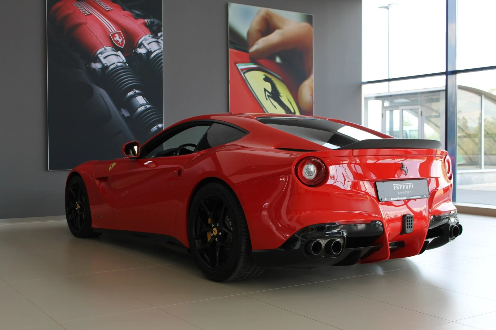 Ferrari F12berlinetta  - изображение 5