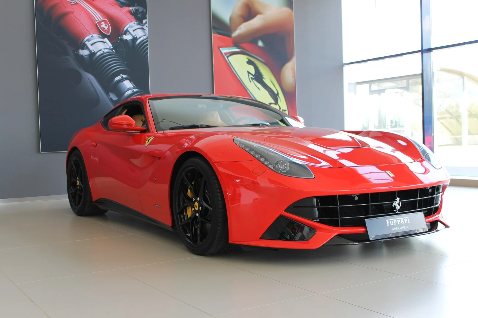 Ferrari F12berlinetta  - изображение 6