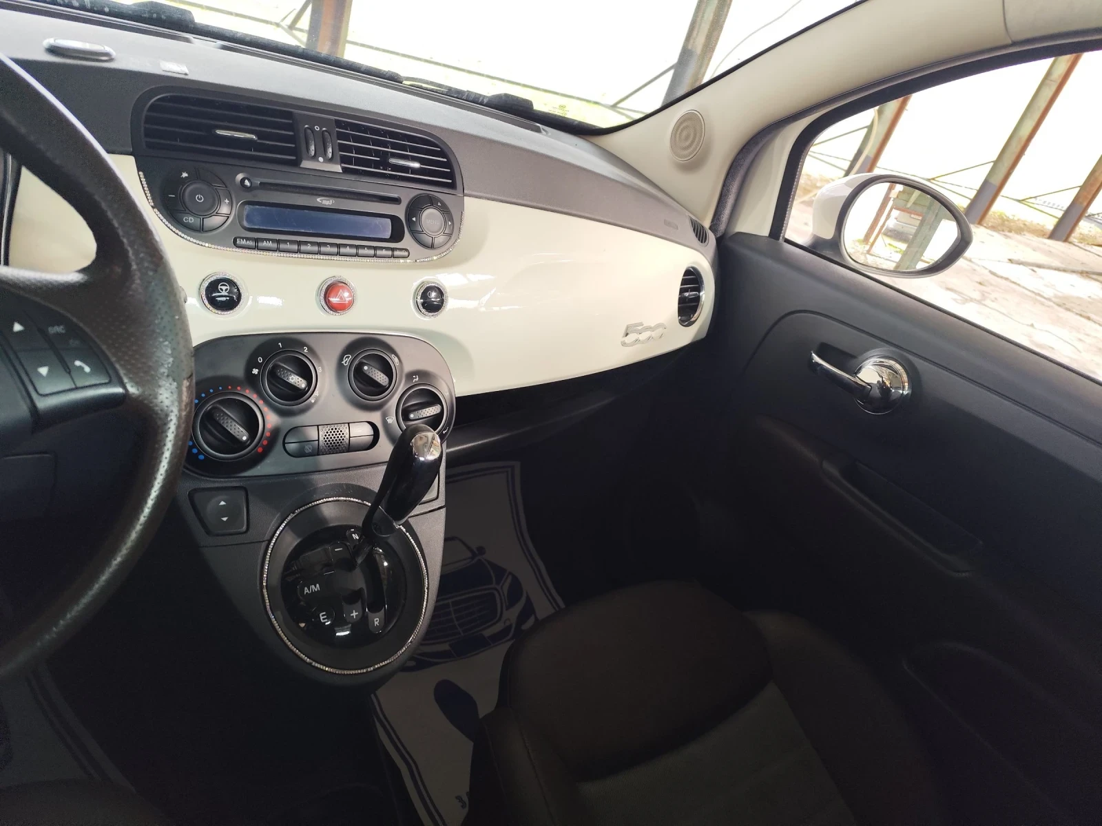 Fiat 500 1.2AUTOMATIC, снимка 13 - Автомобили и джипове - 53913764