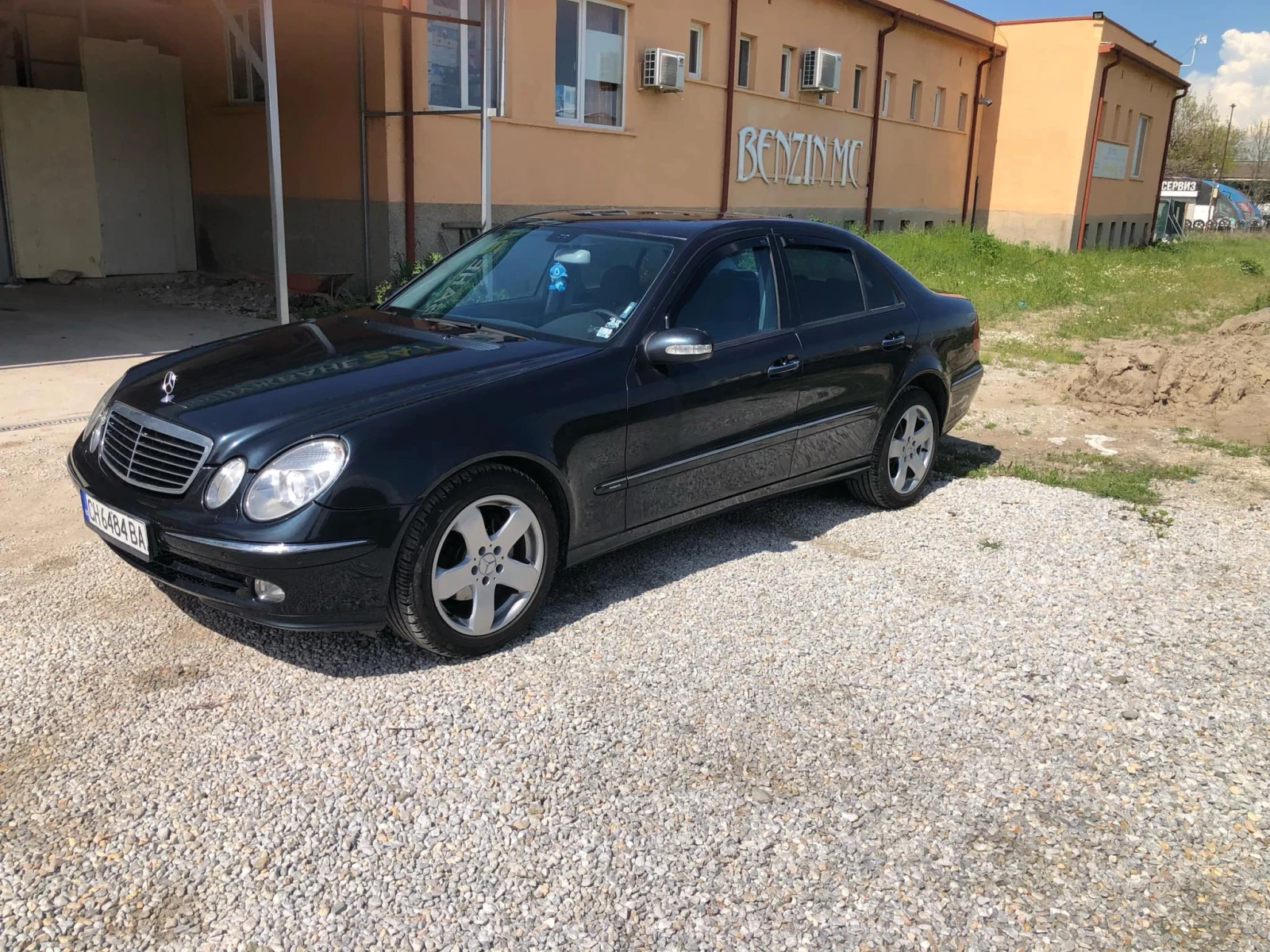 Mercedes-Benz E 270  - изображение 2