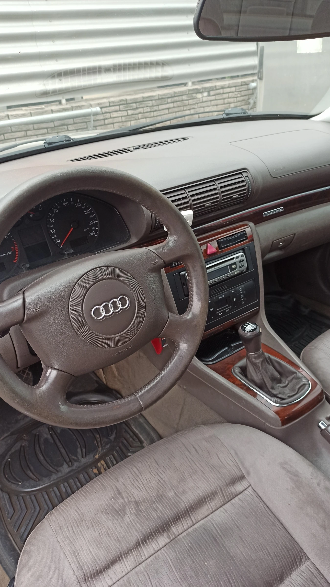 Audi A4 1.8 / 125 к.с / QUATRO / ГАЗ / УНИКАТ - изображение 7