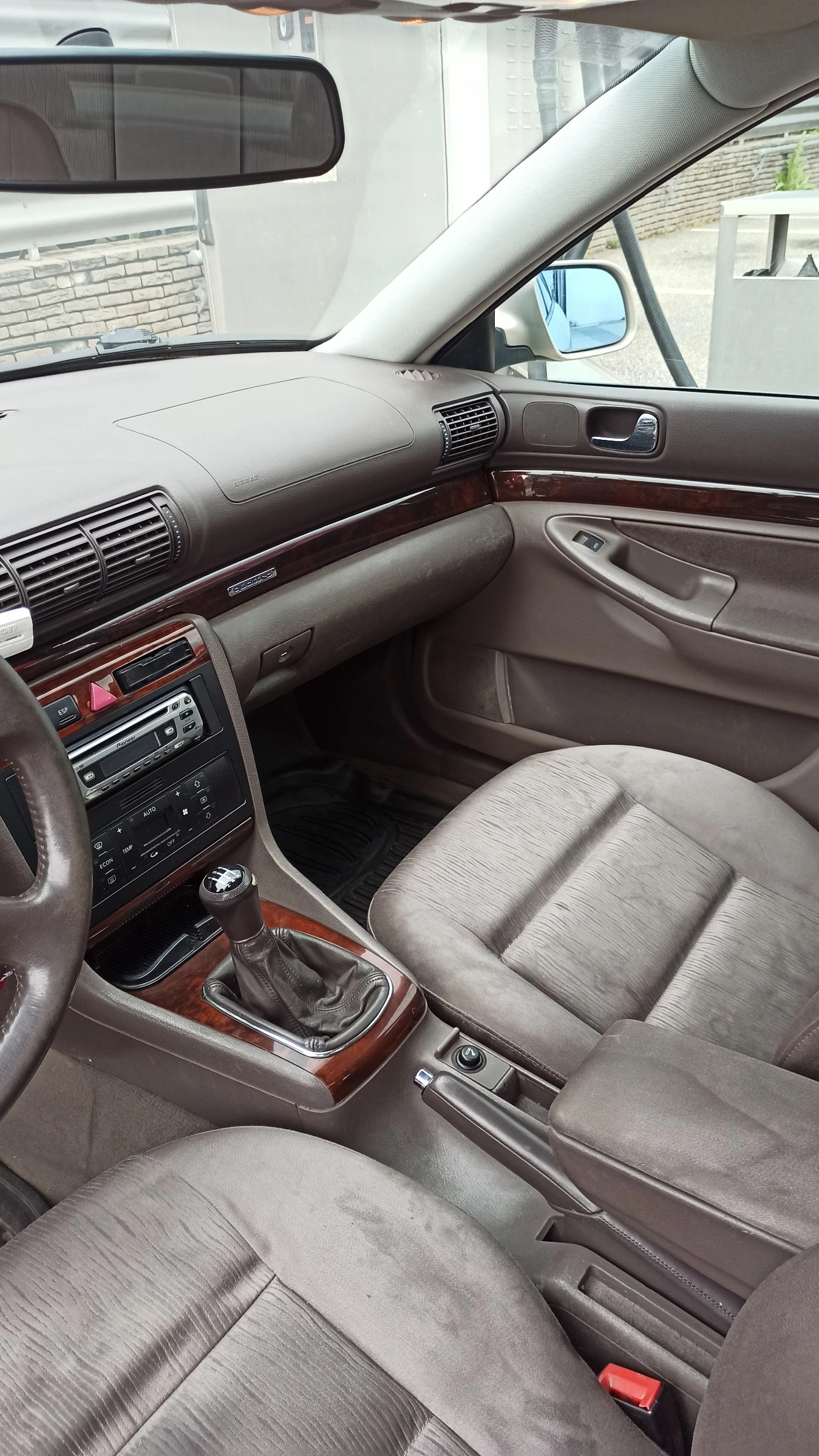 Audi A4 1.8 / 125 к.с / QUATRO / ГАЗ / УНИКАТ - изображение 8