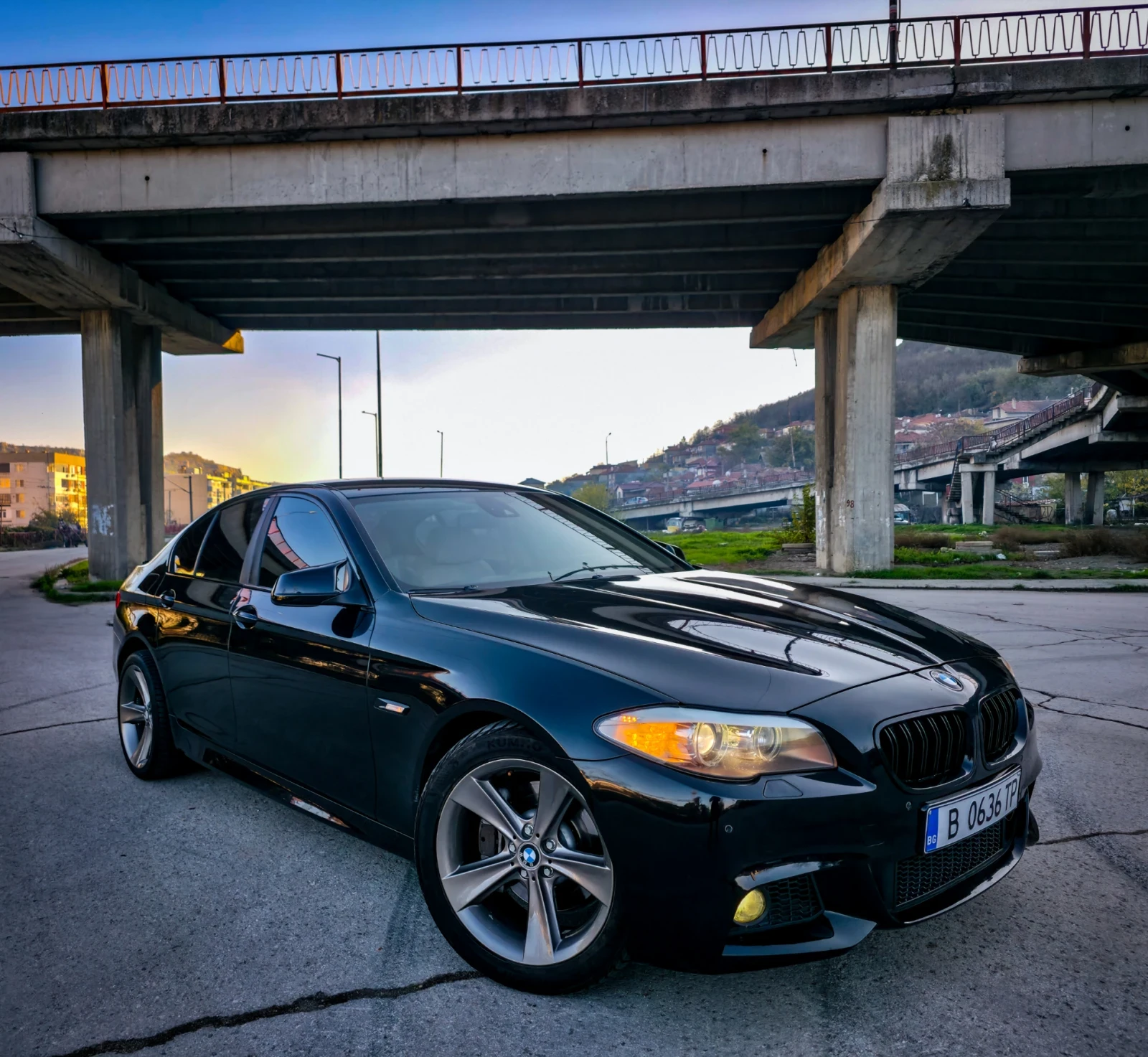 BMW 530 d= M-Packet= РЕКАРО= НАПЪЛНО ОБСЛУЖЕН=  - изображение 2