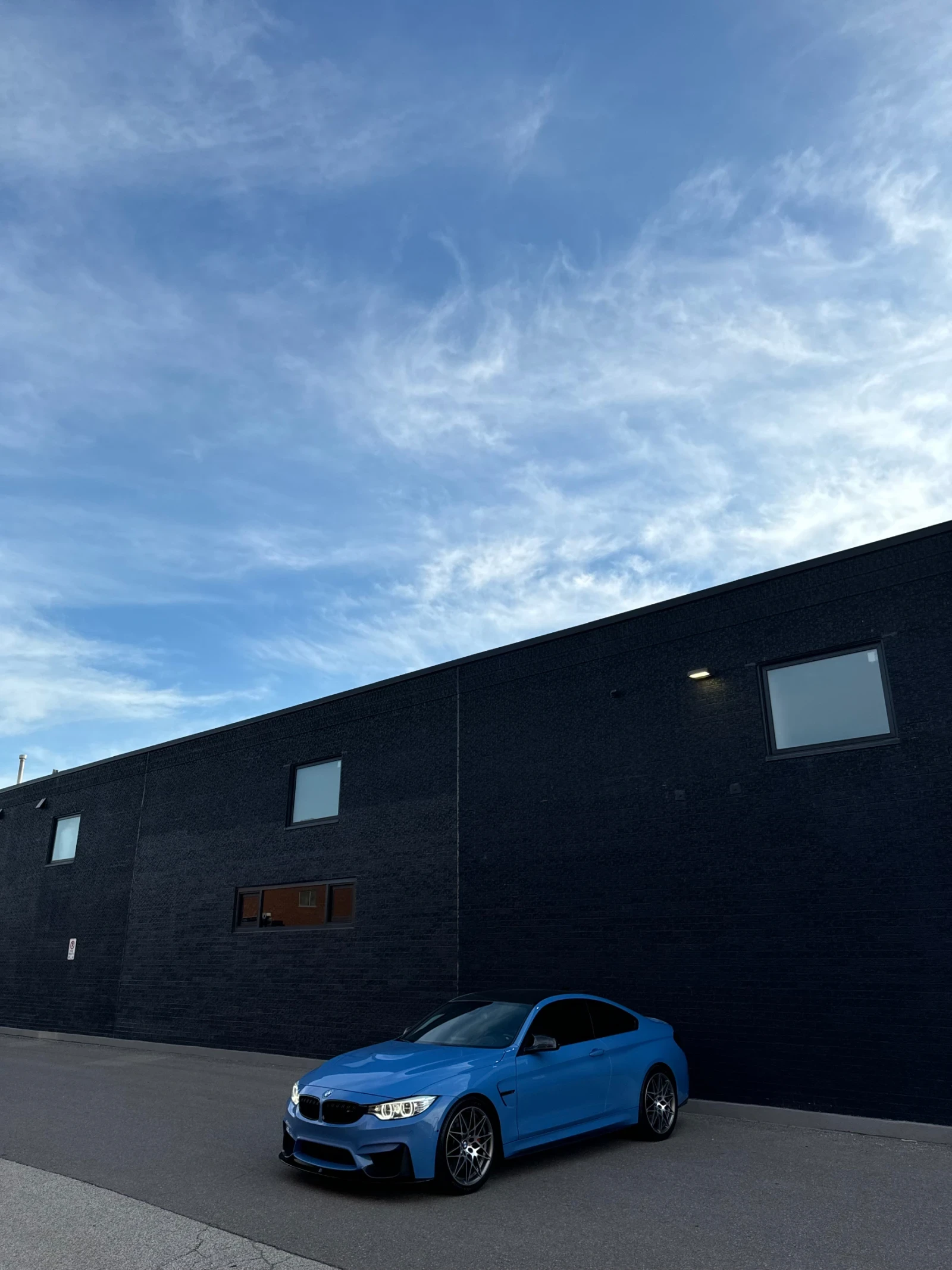 BMW M4  - изображение 5