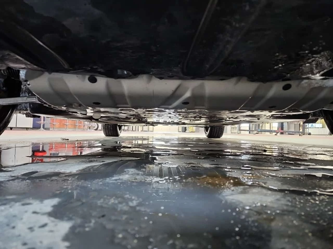 BMW 330 xDrive | PANO | KEYLESS | �������� | CARFAX | Mobile.bg � ����������� 17