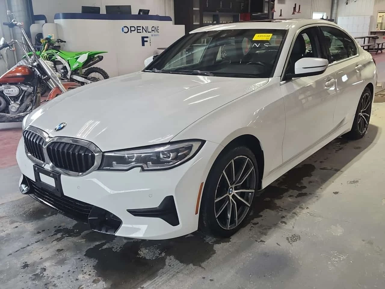 BMW 330 xDrive | PANO | KEYLESS | �������� | CARFAX | Mobile.bg � ����������� 1