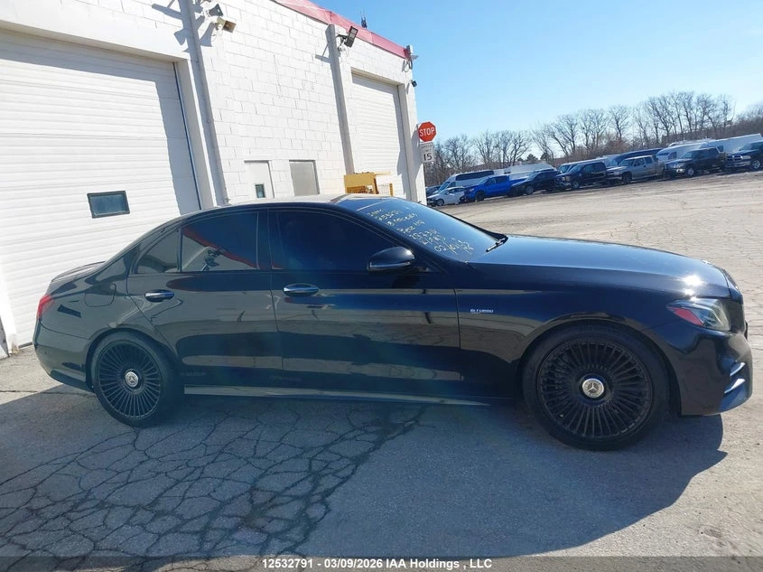 Mercedes-Benz E 43 AMG * BURMESTER* 4MATIC* Head Up* Carbon* Обдухване, снимка 8 - Автомобили и джипове - 53819822