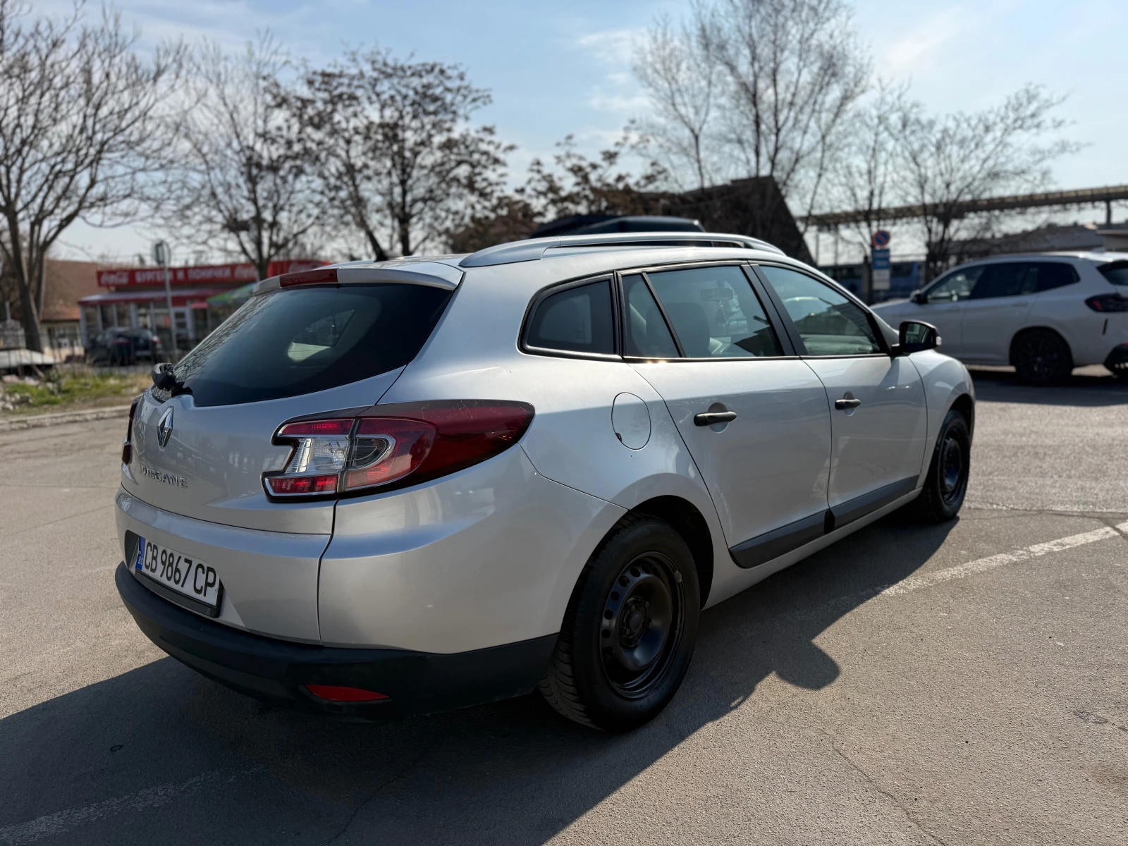 Renault Megane 1.6 Бензин/Газ Euro 5A, снимка 3 - Автомобили и джипове - 53893967