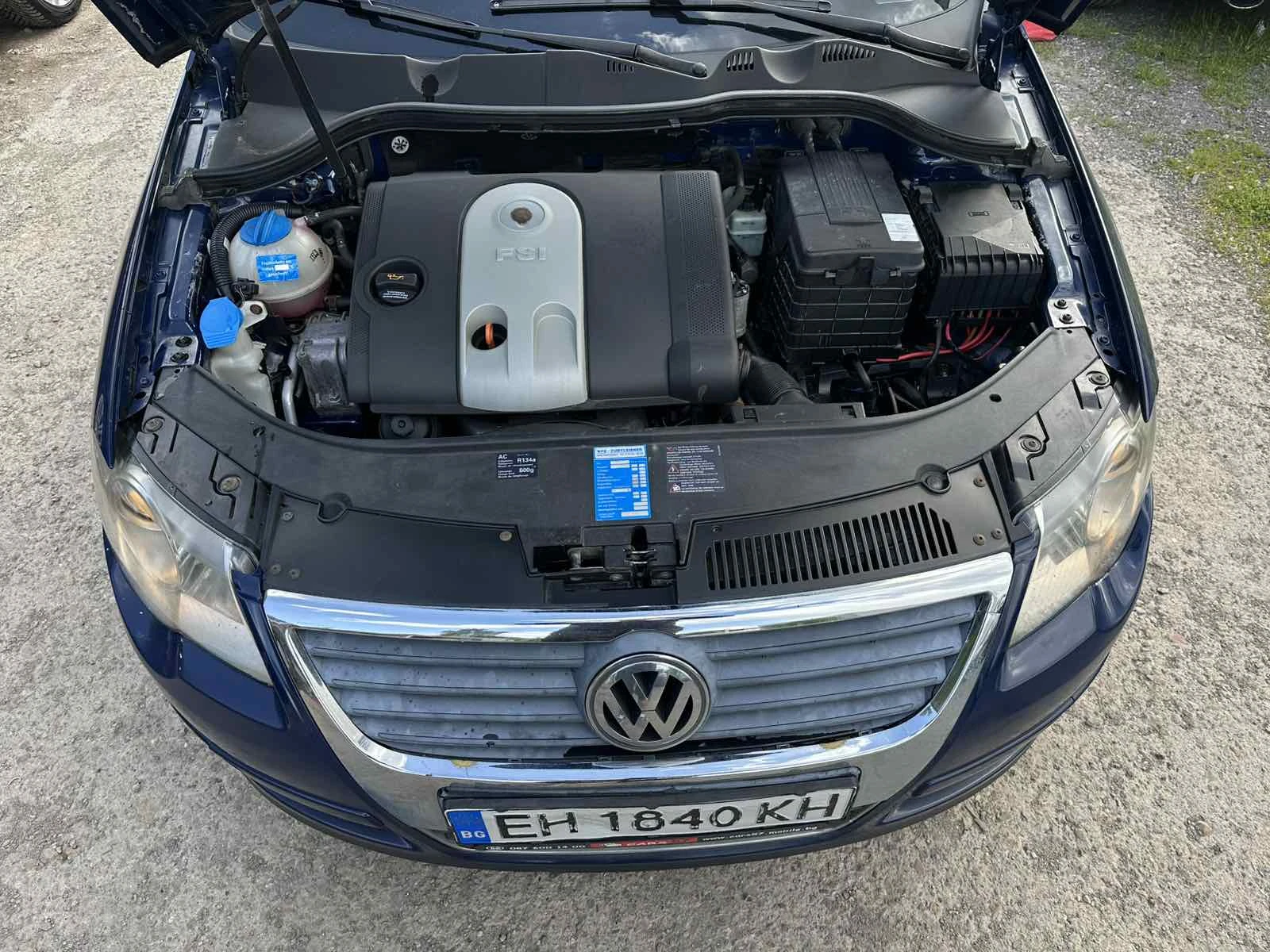 VW Passat 1.6TSI Автоматик Регистриран, снимка 17 - Автомобили и джипове - 54508505