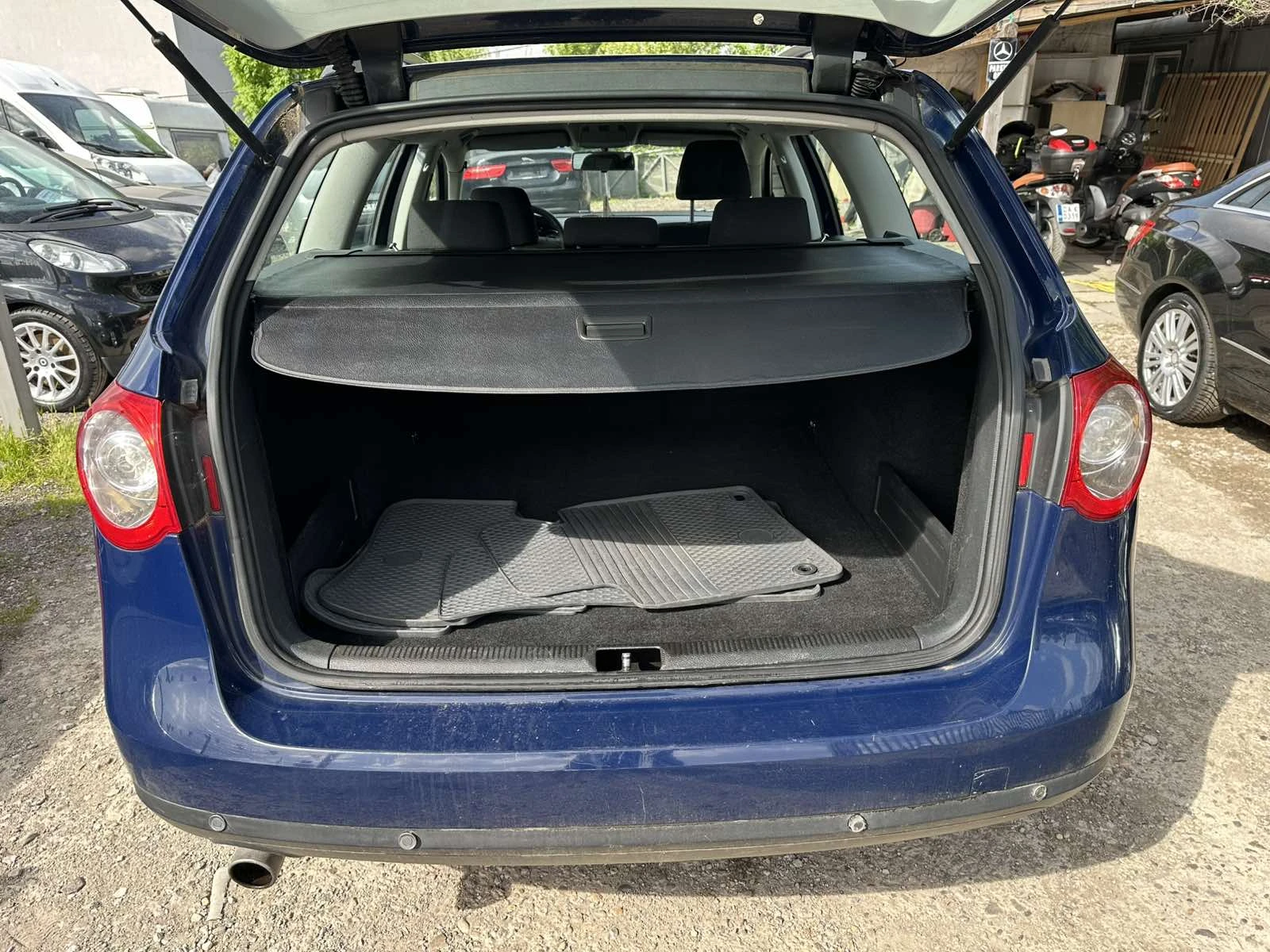 VW Passat 1.6TSI Автоматик Регистриран, снимка 13 - Автомобили и джипове - 54508505