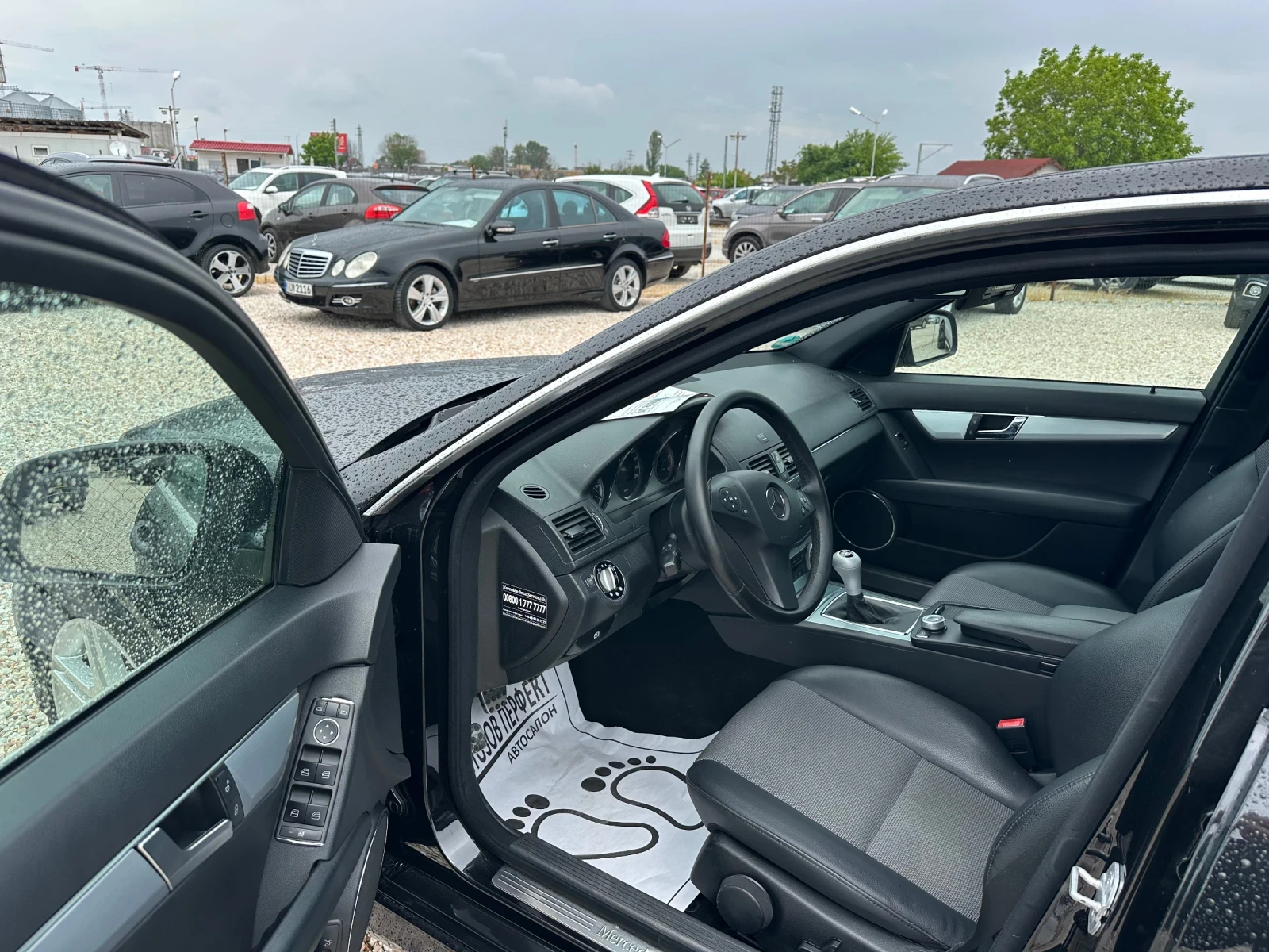 Mercedes-Benz C 220 CDI, AMG, AVANTGARDE, НАВИ, ПОДГРЕВ, МОТОР 646., снимка 9 - Автомобили и джипове - 54641239