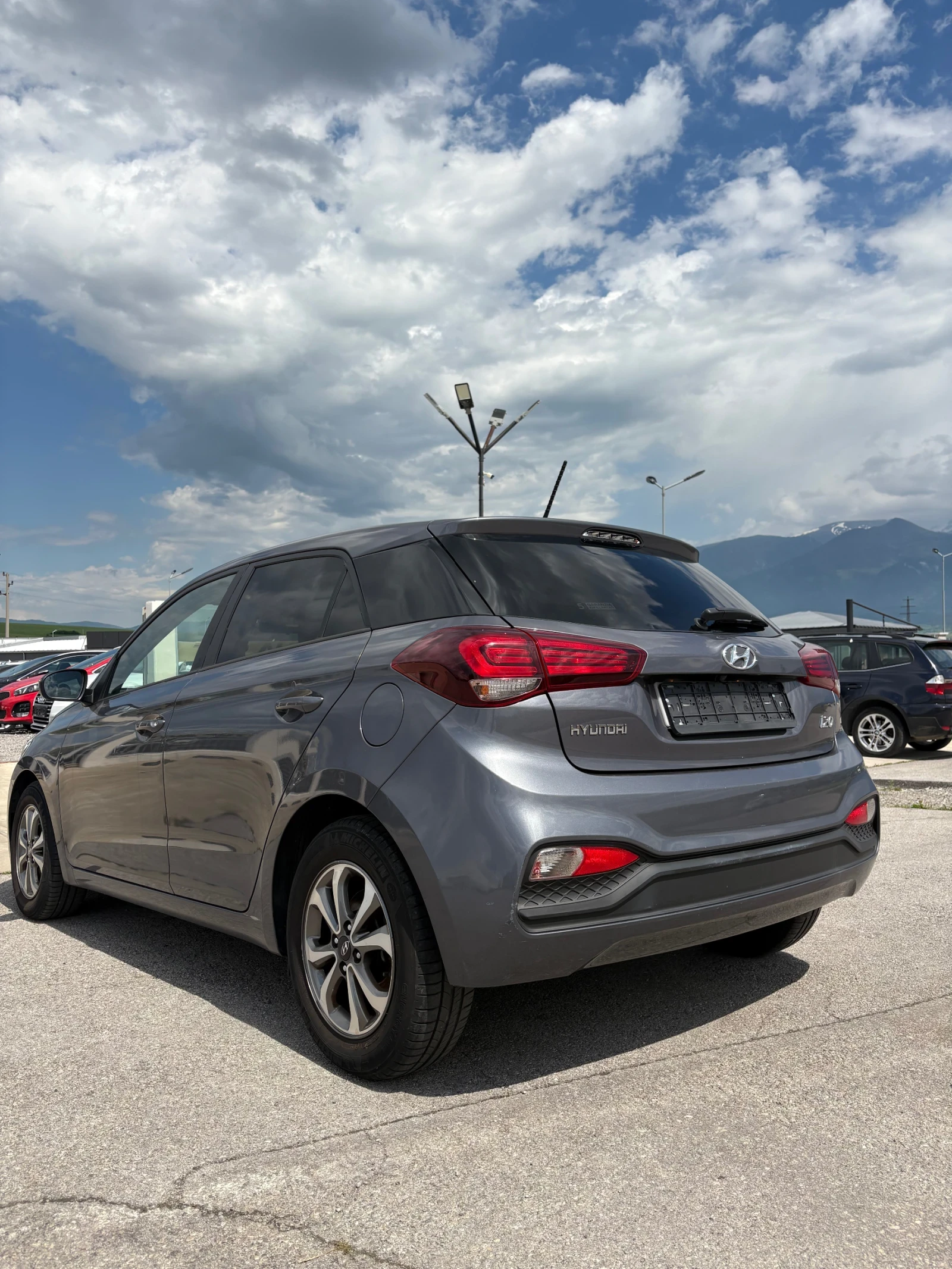 Hyundai I20, снимка 3 - Автомобили и джипове - 54759665