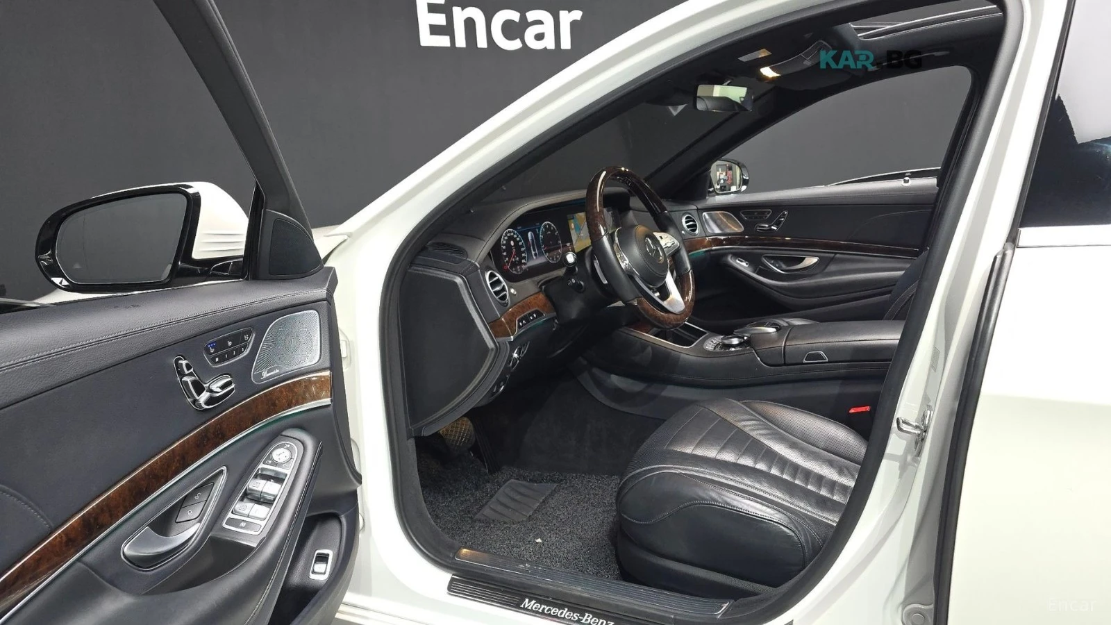 Mercedes-Benz S 560 LONG / SOFT-CLOSE / DISTRONIC / HEADUP / 360 /FULL, снимка 9 - Автомобили и джипове - 54892036