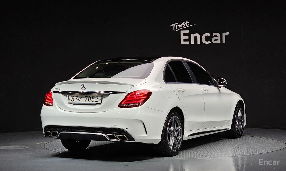 Mercedes-Benz C 200, снимка 2 - Автомобили и джипове - 54957722