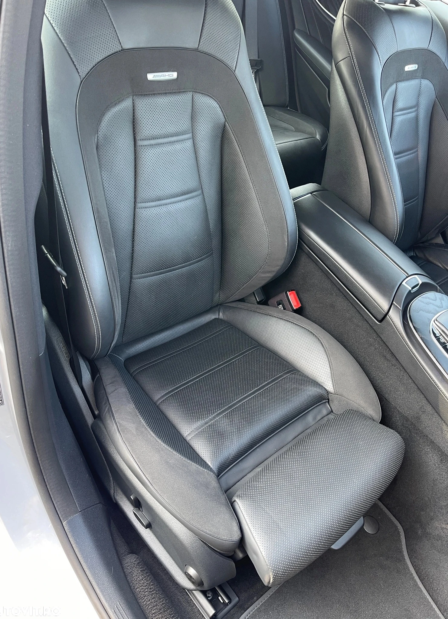 Mercedes-Benz E 53 AMG 4Matic+ , снимка 6 - Автомобили и джипове - 55197322