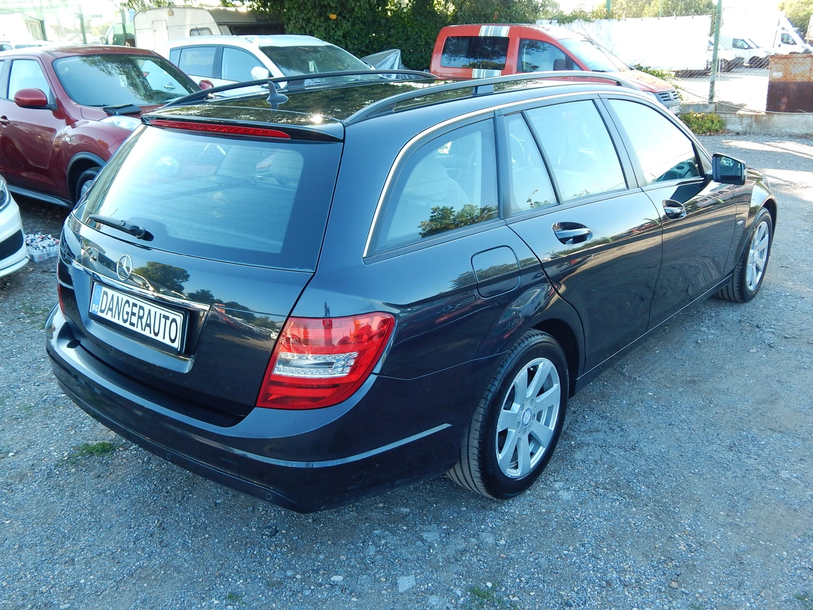 Mercedes-Benz C 220 2.2CDI, снимка 4 - Автомобили и джипове - 55478811