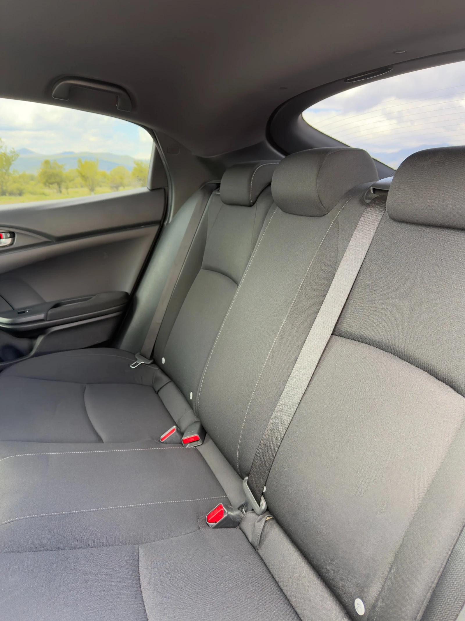 Honda Civic VTEC Comfort, снимка 8 - Автомобили и джипове - 56075671
