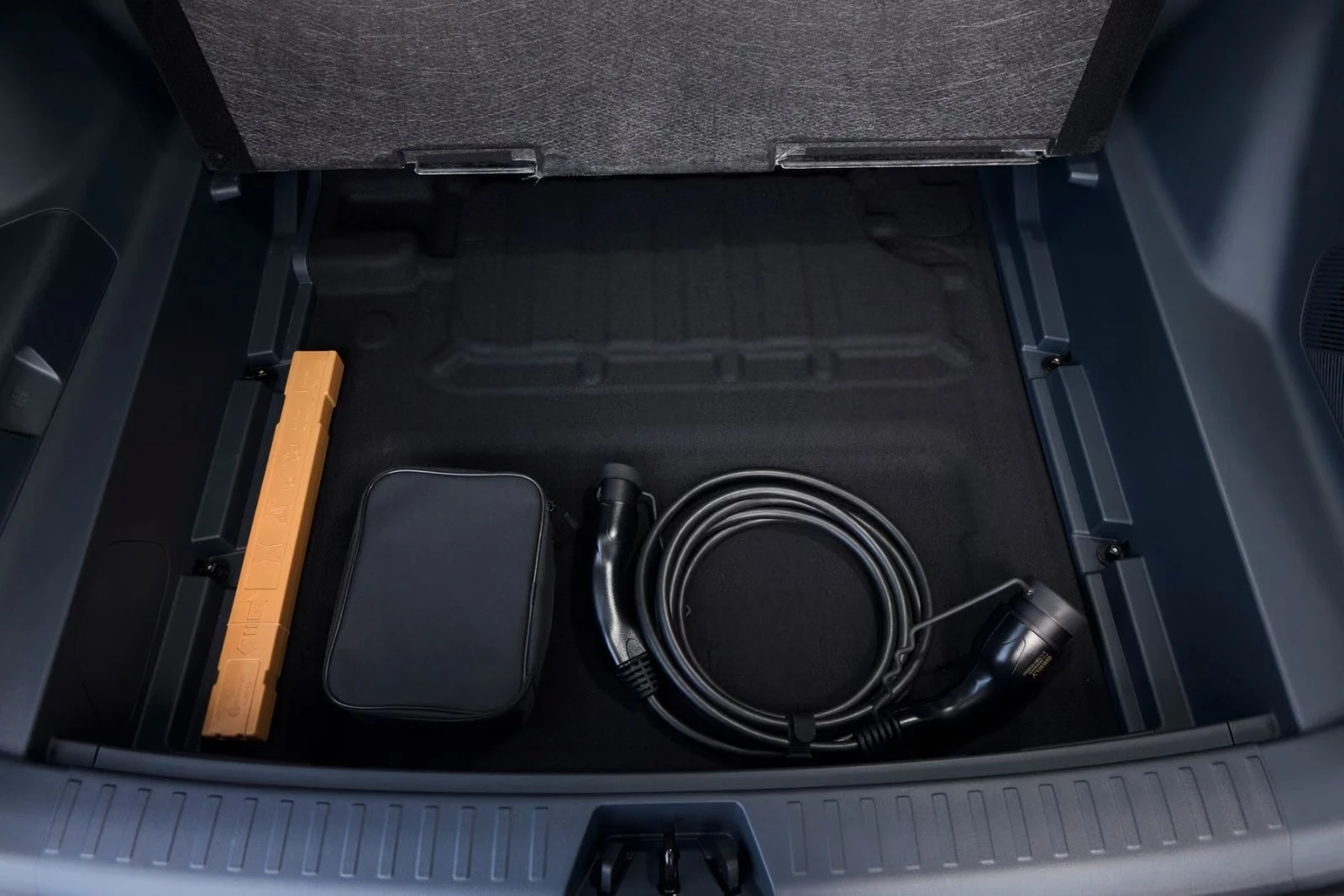 Geely Starray EM-i Plug in Hybrid MAX + | 29.8 kWh| PHEV| PANO|  | Mobile.bg � ����������� 15