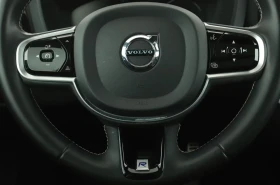 Volvo XC60 B4 AWD R-Design| HUD| PANORAMA| 4x4| LED| 52000км|, снимка 10